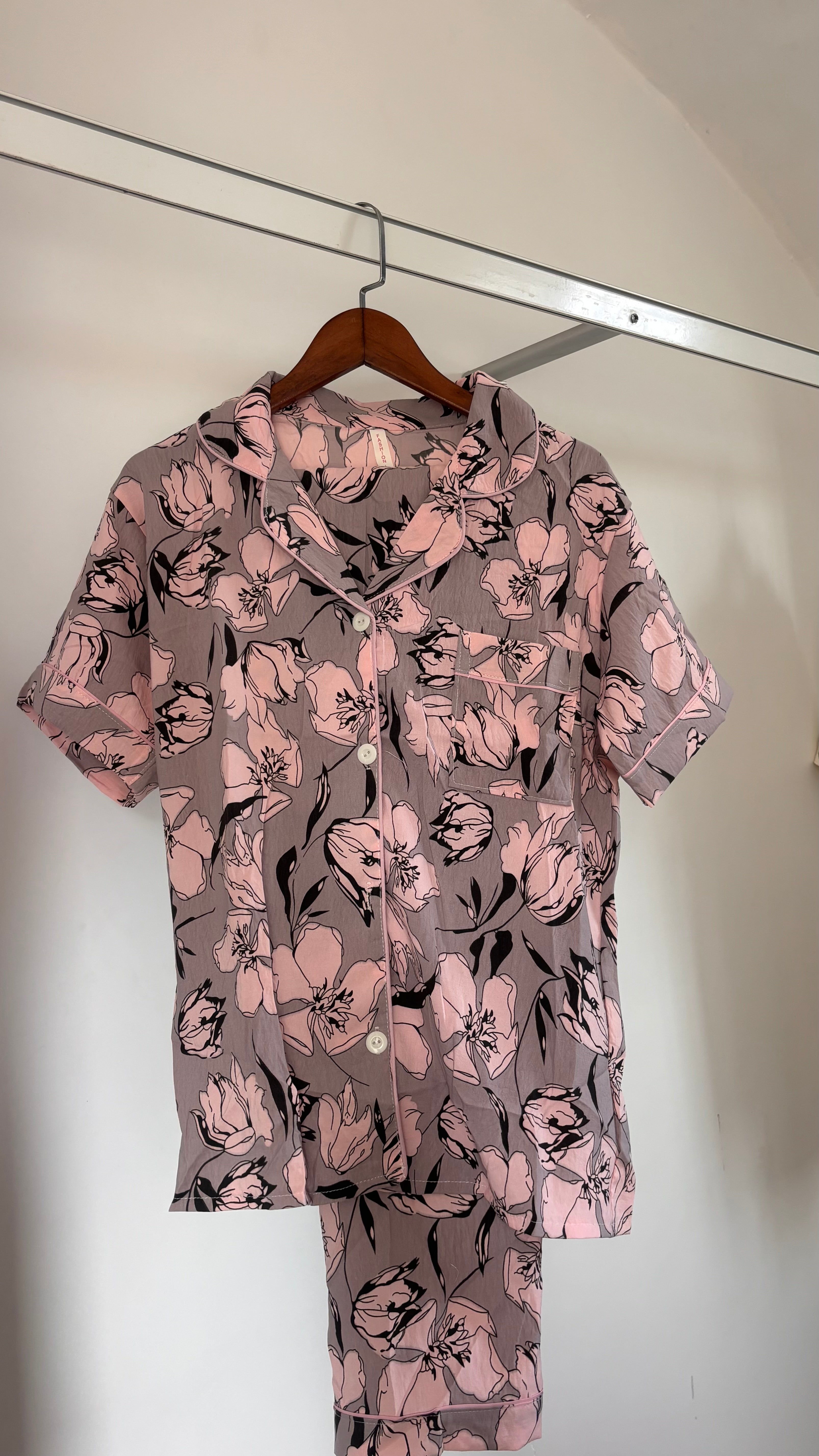 Pink floral set