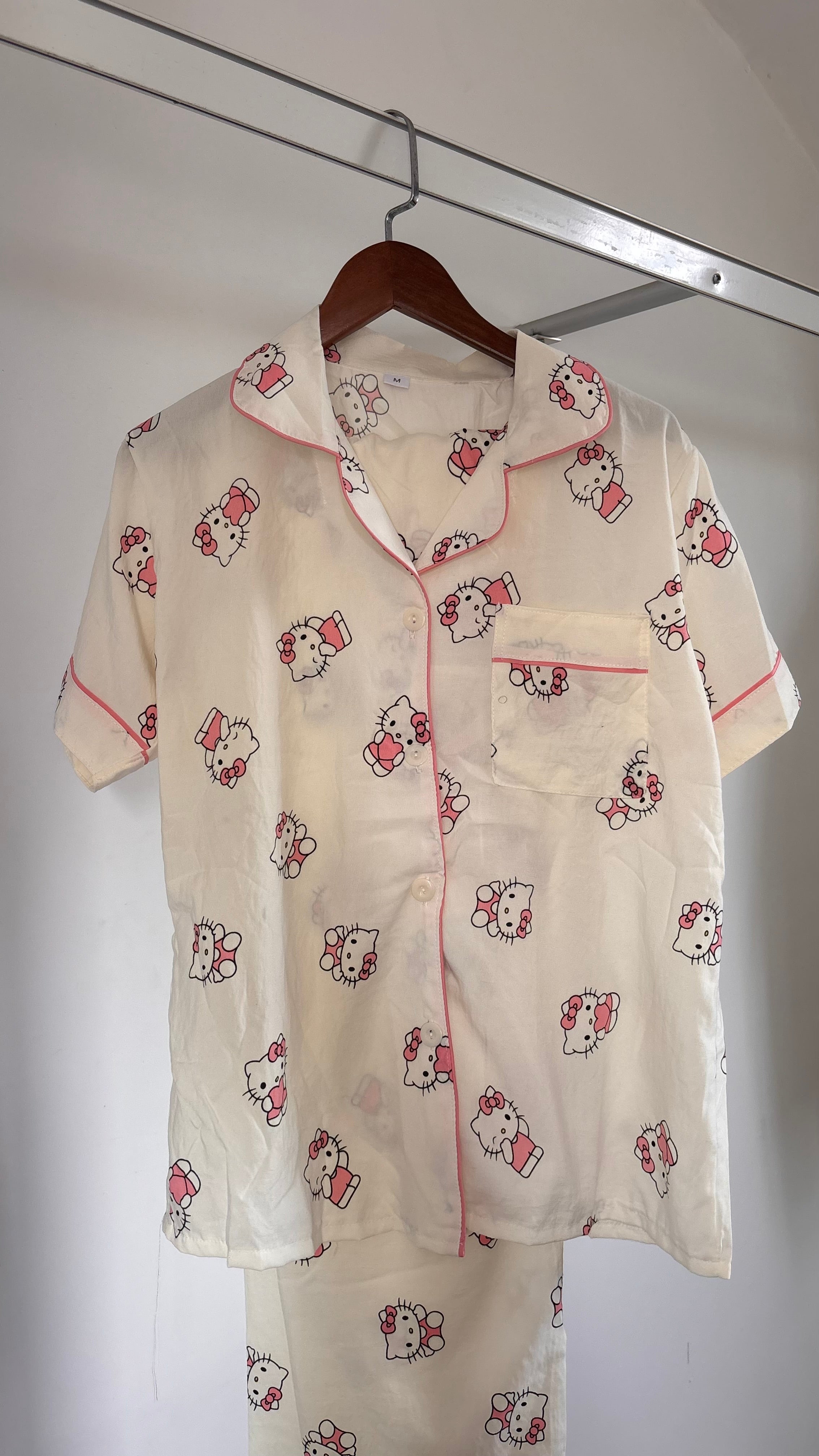 Hello kitty pyjama set